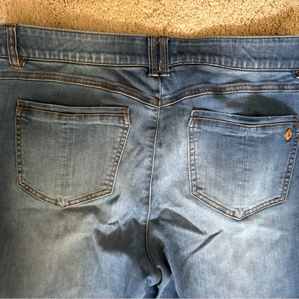 Democracy Women's Classic Blue Flare Jeans - Picture 7 of 8